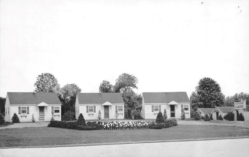 Elis Modern Cabins - Vintage Postcard (newer photo)